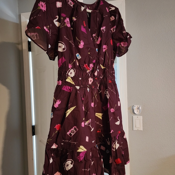 Chic Burgundy Patterned Dress - Picture 3 of 14